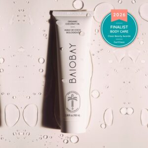 Baiobay Organic Coconut Oil on laadukasta, 100% puhdasta kylmäpuristettua luomukookosöljyä, joka sopii monipuolisesti ihonhoitoon koko perheelle.