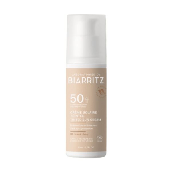 Laboratoires de Biarritz sävyttävä aurinkovoide SK50 antaa kasvoille kauniin sävyn ja luonnollisen suojan koko päiväksi!