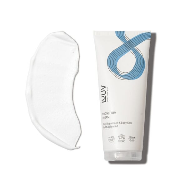 Ainutlaatuinen LUUV magnesiumvoide on COSMOS ECOCERT -sertifioitu, joten voit olla varma sen puhtaudesta. Magnesium imeytyy nopeasti ja tehokkaasti iholta.
