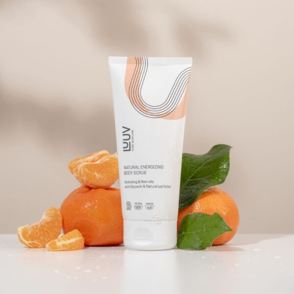Luuv Seabuckthorn Body Scrub Syväkosteuttava vartalonkuorinta