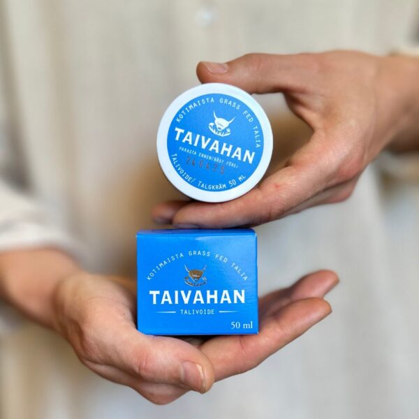 Kolme Cosmetics Taivahan talivoide tarjoaa syväkosteutusta ja kiinteyttävää hoitoa iholle