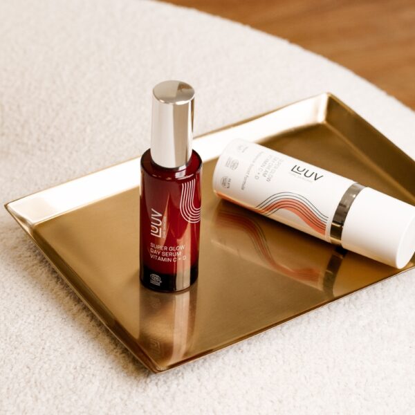 Innovatiivinen C + D -seerumi tuo hehkua ja kirkkautta kasvoille