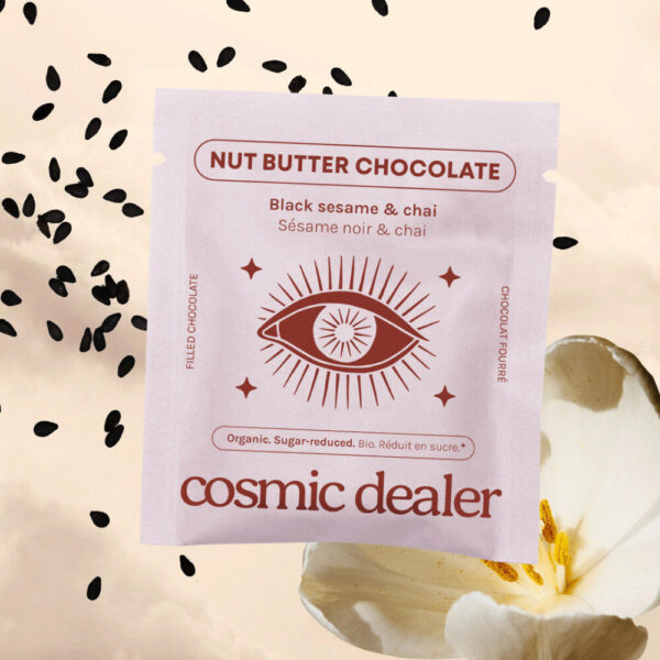 Cosmic Dealer suklaa mustalla seesamilla ja chai-mausteilla