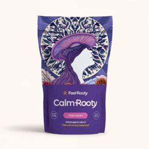 Raakakaakaon, yrttien ja funktionaalisten sienten lempeä liitto yhdessä kupissa! Calm Rooty on rauhoittumisen hetkiin suunniteltu täyteläinen superkaakao.