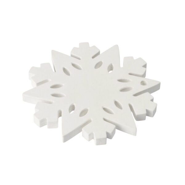 Luo kotiin talvisen metsän taika tällä hurmaavalla aromaterapeuttisella lahjapakkauksella! Sisältää tuoksukiven ja aromaattisten öljyjen sekoituksen.