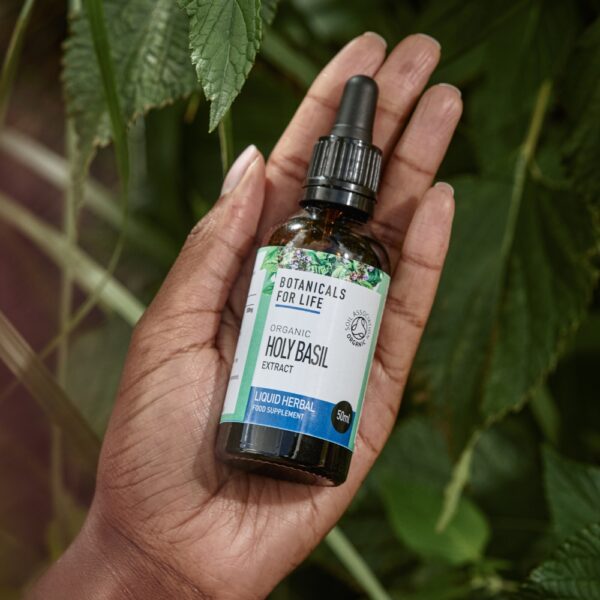 Botanicals For Life luomulaatuinen pyhä basilika -uute tuo tämän aurvedassa arvostetun yrtin helposti osaksi arkeasi! Tukea kehon ja mielen tasapainolle.