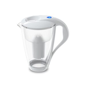 Lasinen juomakannu, joka puhdistaa juomaveden kätevästi ja huokeasti. Pakkaukseen sisältyy Dafi Classic -suodatin.