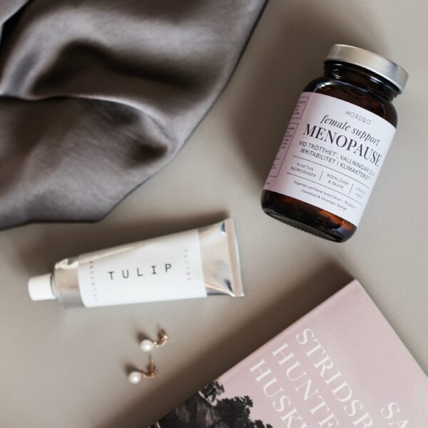 Nordbo Female Support Menopause on suunniteltu vaihdevuosi-ikäisille naisille. Sisältää 10 aktiivista ainesosaa, kuten Lifenol®-humalauutetta ja salviaa.