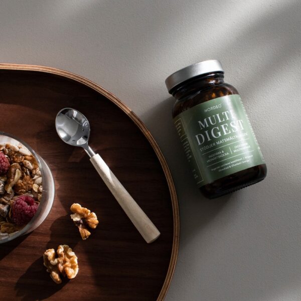 Nordbo Multi Digest on monipuolinen ruoansulatusentsyymivalmiste, joka on suunniteltu nautittavaksi tarvittaessa tai aterioiden yhteydessä. Vegaaninen valmiste.