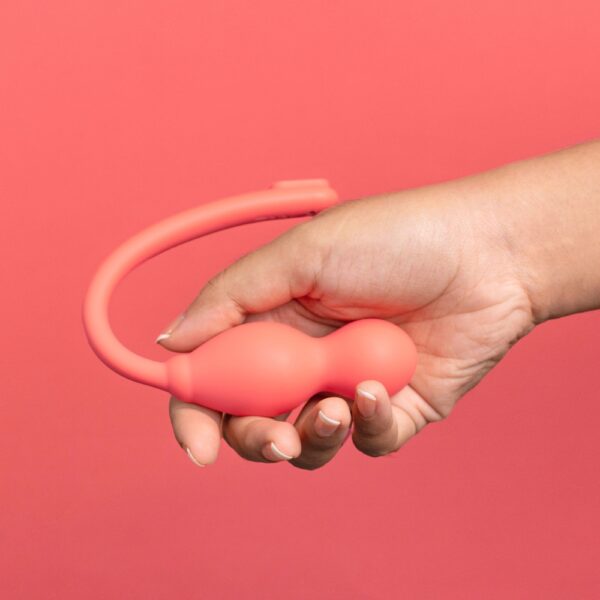 Pelvic Partner on moderniin hyvinvointiin suunniteltu älykäs lantionpohjaharjoitin, joka tukee kehotietoisuutta ja lantionpohjan terveyttä.