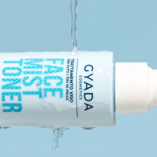 Gyada Face Toner on kosteuttava luonnonkosmetiikan kasvovesi herkälle ja kuivalle iholle. Sisältää pantenolia, kamomillaa, kehäkukkaa ja glyseriiniä.